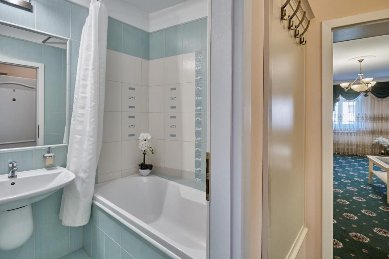 Evergreen Apartments Hotel Karlovy Vary Dış mekan fotoğraf